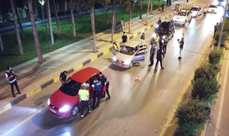 Huzur-güven uygulamasında aranan 5 şahıs yakalandı