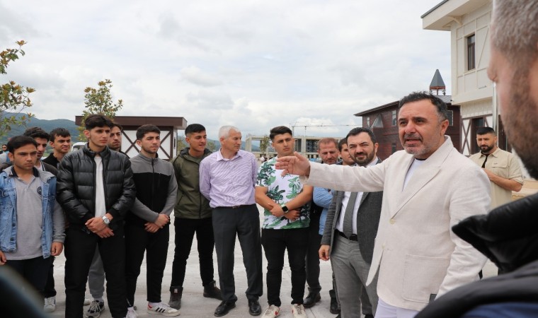 İş garantili lisenin mezunları Yalova Makine OSByi gezdi