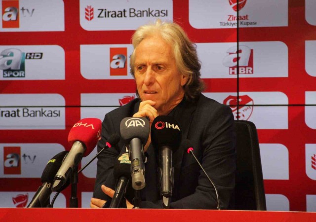 Jorge Jesus: “Bugünden itibaren Fenerbahçenin teknik direktör değilim”