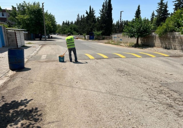 Kahtadaki kasisler boyanıyor