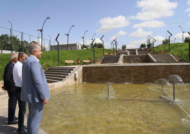 Kanal Boyu İkinci Etap Parkı tamamlandı