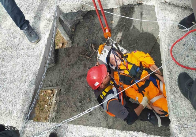 Karsta gönüllülerden dağcılık ve arama kurtarma eğitimi