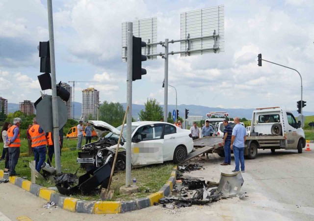 Kastamonuda iki ayrı trafik kazasında 6 kişi yaralandı