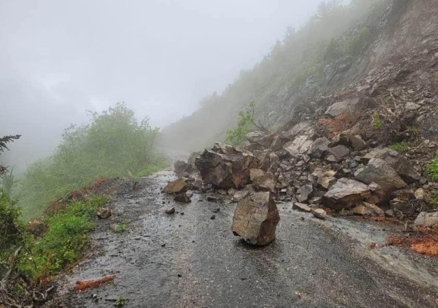 Kastamonuda sel sebebiyle yolu kapanan köy sayısı 17ye düştü