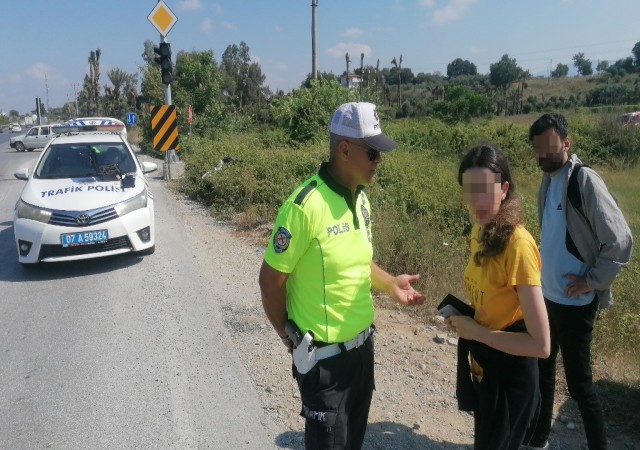 Konyada başlayan karı-koca kavgası Antalyada trafik kazası ile son buldu