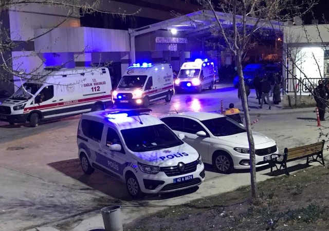 Konyada silahlı kavga: 8i polis 12 kişi yaralandı