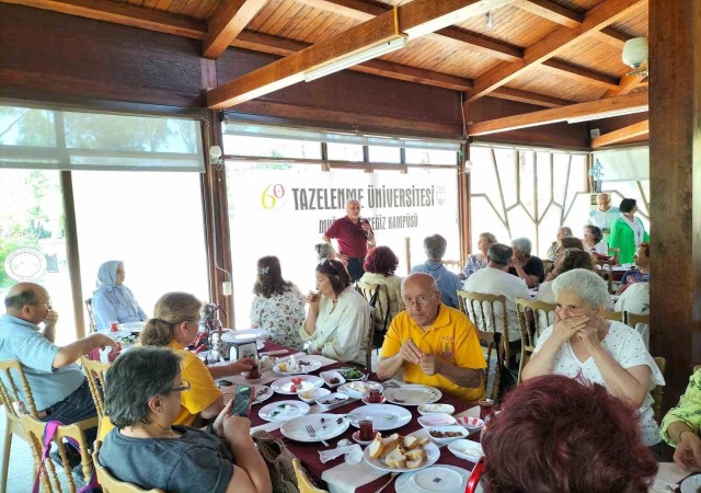 Köyceğiz Tazelenme Üniversitesi kahvaltı etkinliği ile tatile çıktı