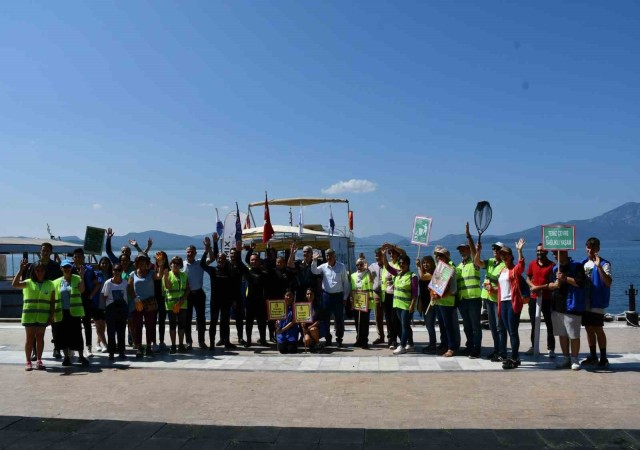 Köyceğizde göl temizliği etkinliği yapıldı