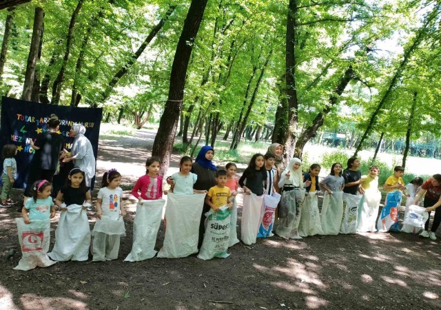 Köyceğizde Kuran Kursu öğrencileri mezuniyet pikniğinde eğlendi