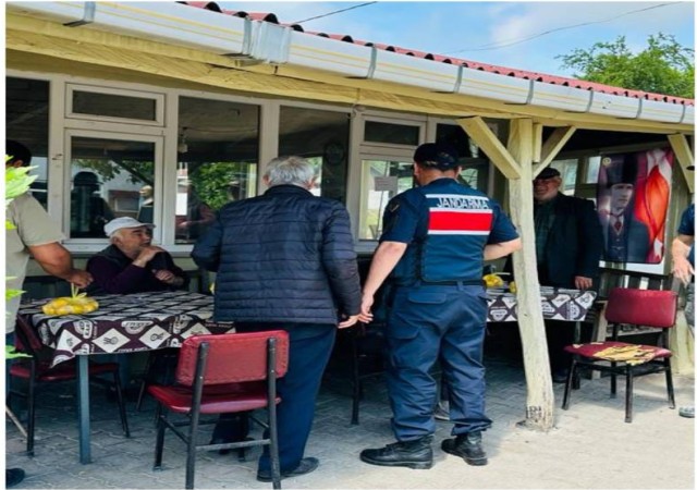 Kurban Bayramına sayılı günler kala jandarma merada çalışma başlattı