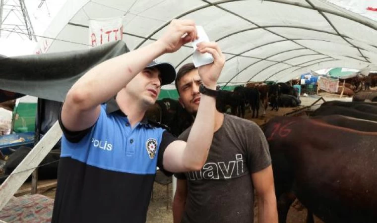 Kurban pazarında satıcılar dolandırıcılık yöntemlerine karşı bilgilendirildi  