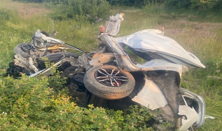 Malatyada kontrolden çıkan araç şarampole devrildi: 1 ölü 5 yaralı