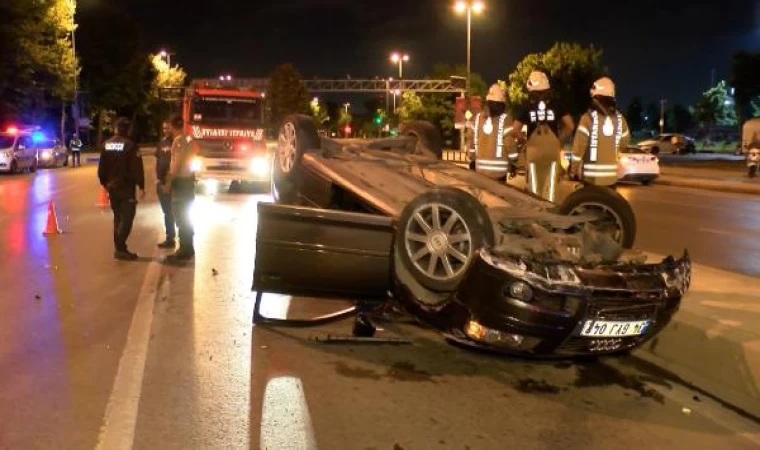 Maltepe’de refüje çarpan otomobil takla attı: 1 yaralı 