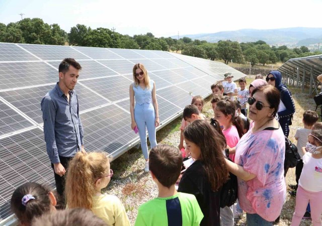 Manisada öğrenciler Seyitli GESi inceledi