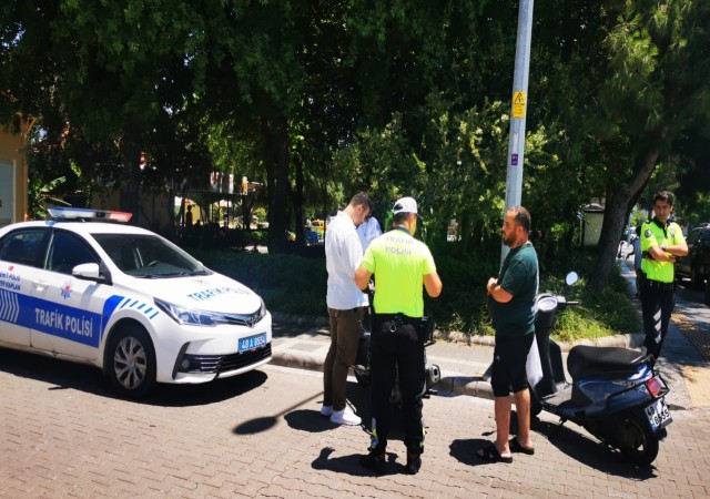 Marmariste kasksız trafiğe çıkanlara ağır cezalar yazılıyor