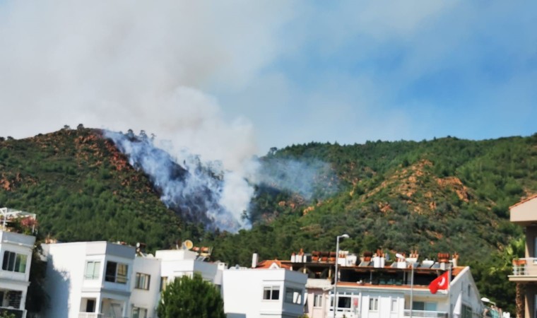 Marmaristeki yangına müdahale sürüyor