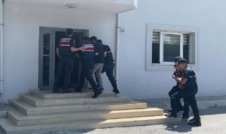 Mersin ve Adana’da silah kaçakçılığı operasyonu: 4 gözaltı