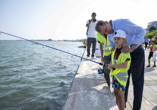 Mersinde Babalık balık tutma yarışması gerçekleştirildi