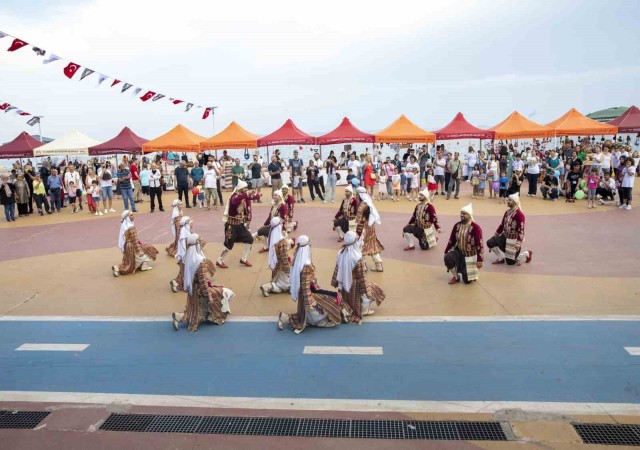 Mersinde Çevre ve Çocuk Şenliği düzenlendi