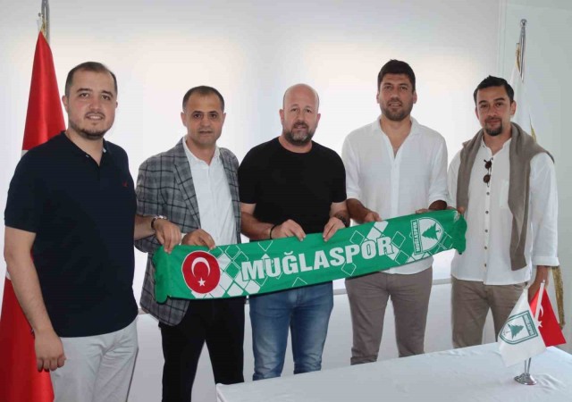 Muğlaspor Teknik Direktörü Aslan: Şampiyonluk için Muğladayım