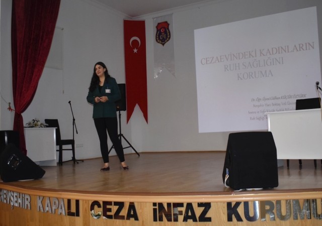 NEVÜden ‘Kadınların Ruh Sağlığının Korunması konulu konferans