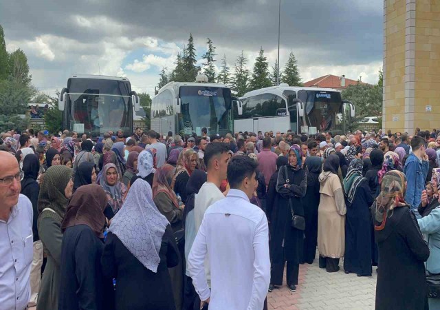 Niğdede 160 hacı dualarla uğurlandı