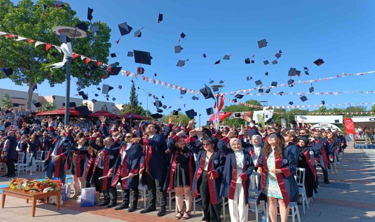 OMÜnün çiçeği burnunda doktorlarından yönetime sitem