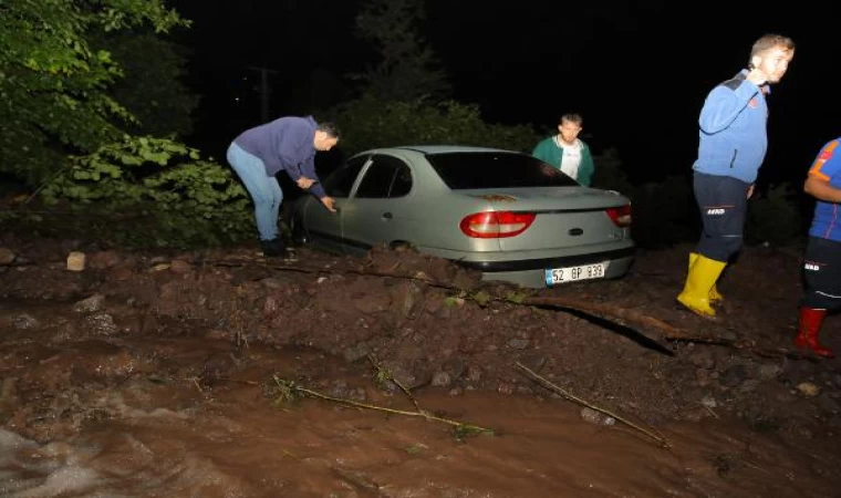 Ordu’da sel sularında mahsur kalan 6 kişi kurtarıldı