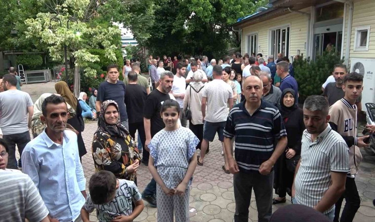 (Özel) Kurbanlık danaya girdiler, sosis teslim edilince isyan çıkardılar...Tonlarca et imha edildi