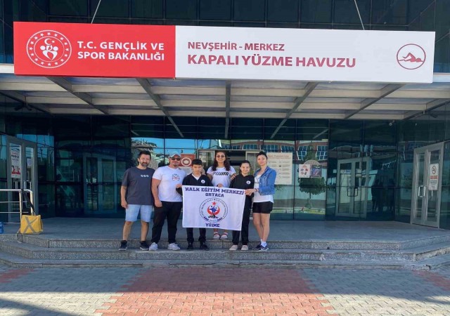 Özel sporcular, kulaçlarıyla Muğlaya şampiyonluk getirdi