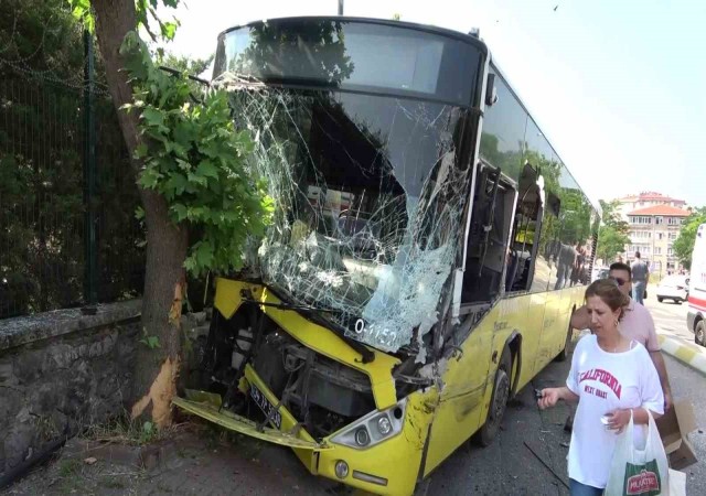 Pendikte karşı yöne fırlayan cip ile İETT otobüsü çarpıştı: 4 yaralı