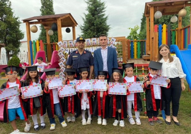 Perşembe Anaokulu mezunlarını verdi, okulun dönüşümü tamamlandı