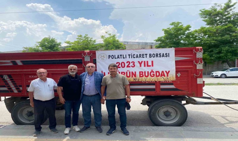 Polatlıda ilk hasat buğday satışa sunuldu