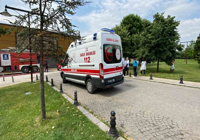 Restoranın bacasında çıkan yangın korkuttu