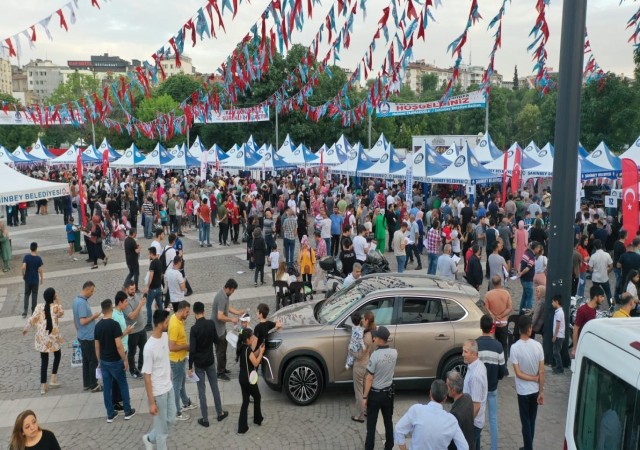 Şahinbeyden kan bağışında yeni rekor