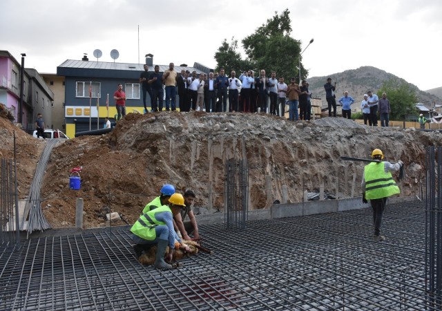 Sasonda 3 bin kişinin namaz kılabileceği caminin temeli atıldı