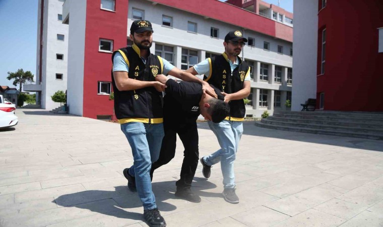 Taktıkları kaskın izini süren polis, gasp şüphelilerini yakaladı