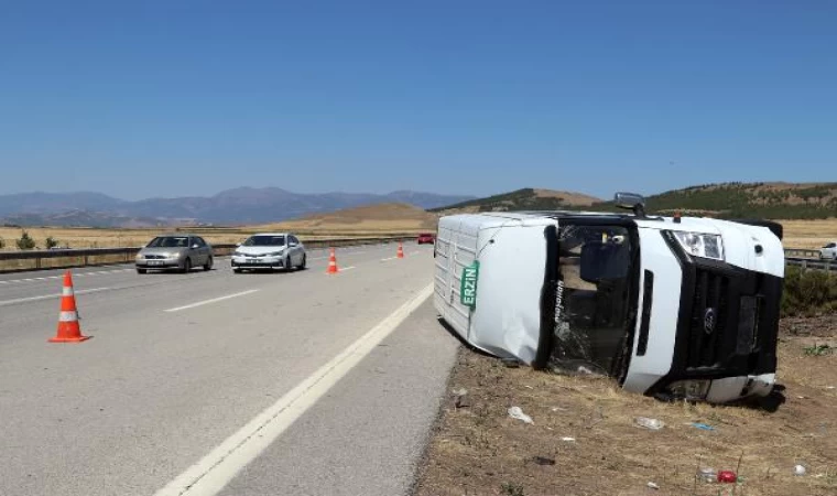 Tarım işçilerini taşıyan minibüsü devrildi: 13 yaralı