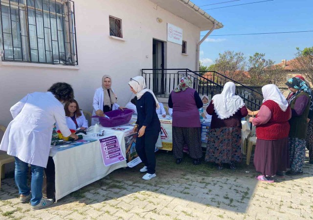 Uşakın köylerinde halk sağlığı günleri devam ediyor