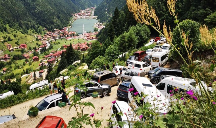 Uzungölde Kurban Bayramı tatili yoğunluğu