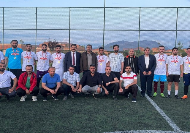 Vanda ‘1. Futbol Dostluk Turnuvası sona erdi