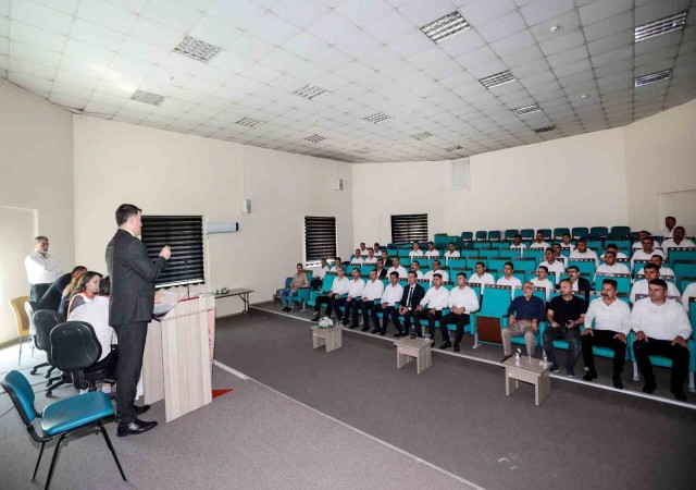 Vanda otobüs şoförlerine iş sağlığı ve güvenliği eğitimi verildi