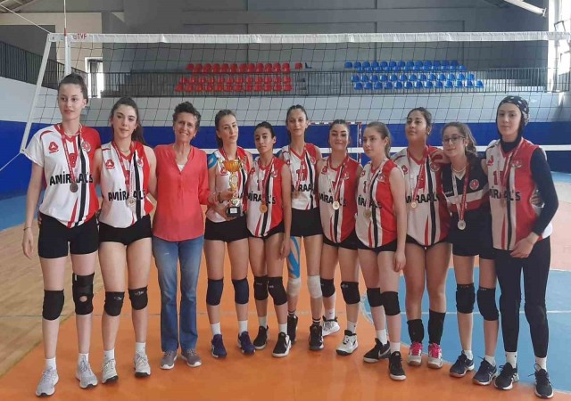 Voleybol gençlerde birinciler belli oldu