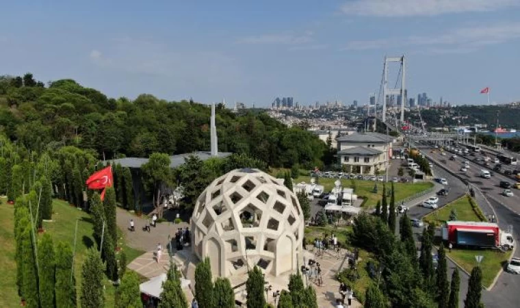 15 Temmuz Şehitler Makamı’na ziyaretler 