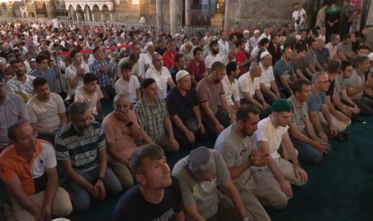  15 Temmuz şehitleri için Ayasofya Camii’nde hatim indirildi 