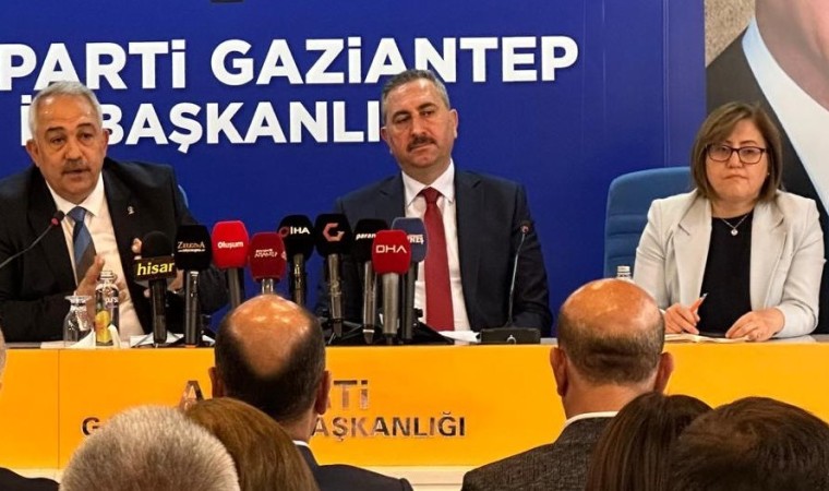 Abdulhamit Gülden Kılıçdaroğluna “Yenilen pehlivan güreşe doymazmış”