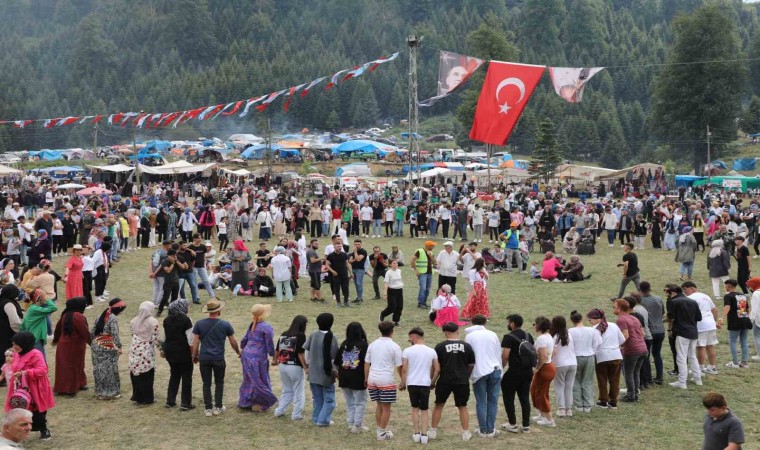 Acelle Yayla Şenlikleri coşku ile sürüyor