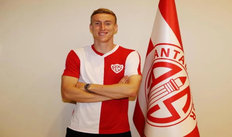 Adam Buksa, kiralık olarak Antalyaspor’da