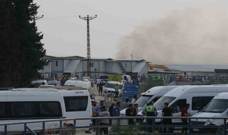 Adanada SASA fabrikasında yangın: 2 yaralı