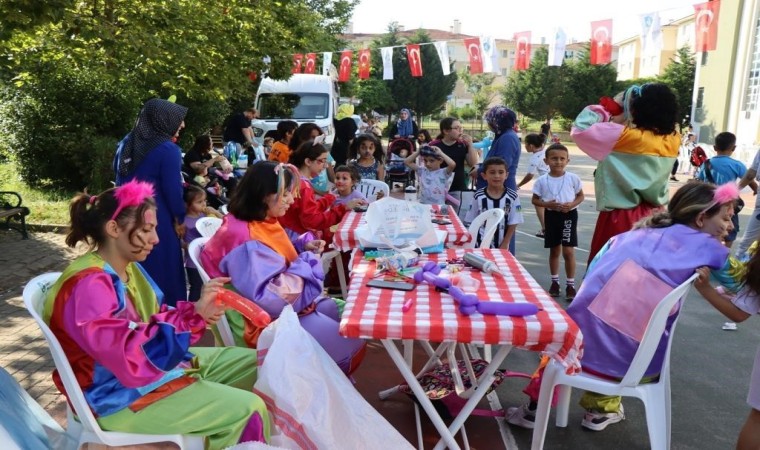 Akpınarda çocuklar Bizim Köyde Şenlik Var etkinlikleriyle doyasıya eğlendi